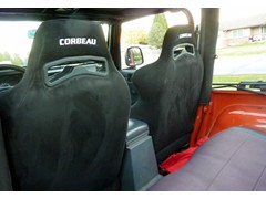 05 Jeep Corbeau seat backs_e6ptx6