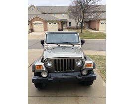 2005 Wrangler Hard and Soft Top Included 1