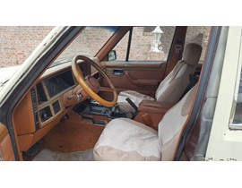 1984 Jeep Wagoneer Limited 4WD 9