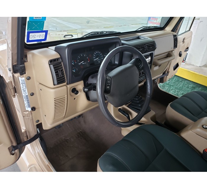 1999 Jeep Wrangler Sahara 7