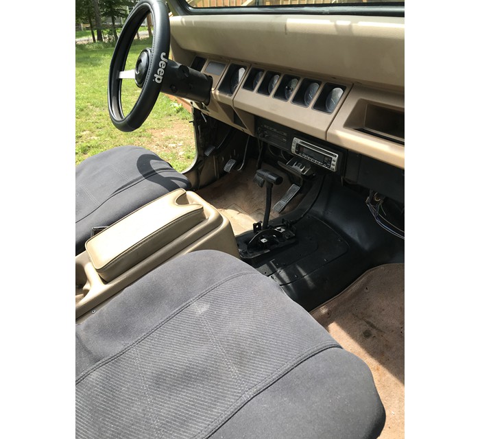 1989 Jeep Wrangler 2