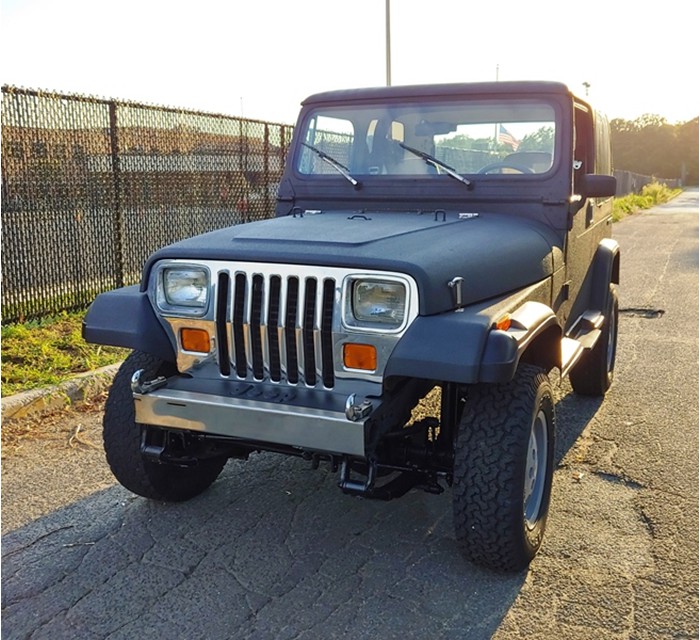 1989 Jeep Wrangler Laredo YJ 9