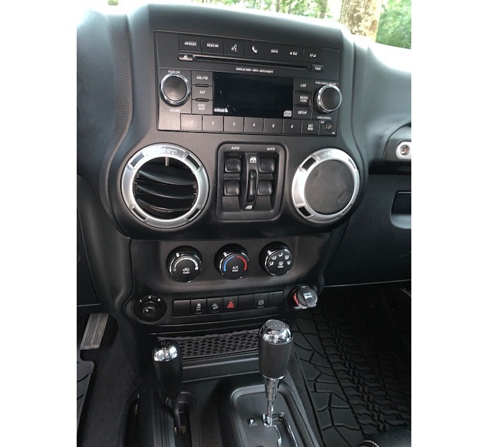 2012 Jeep Wrangler Unlimited Call of Duty MW3 4WD 6