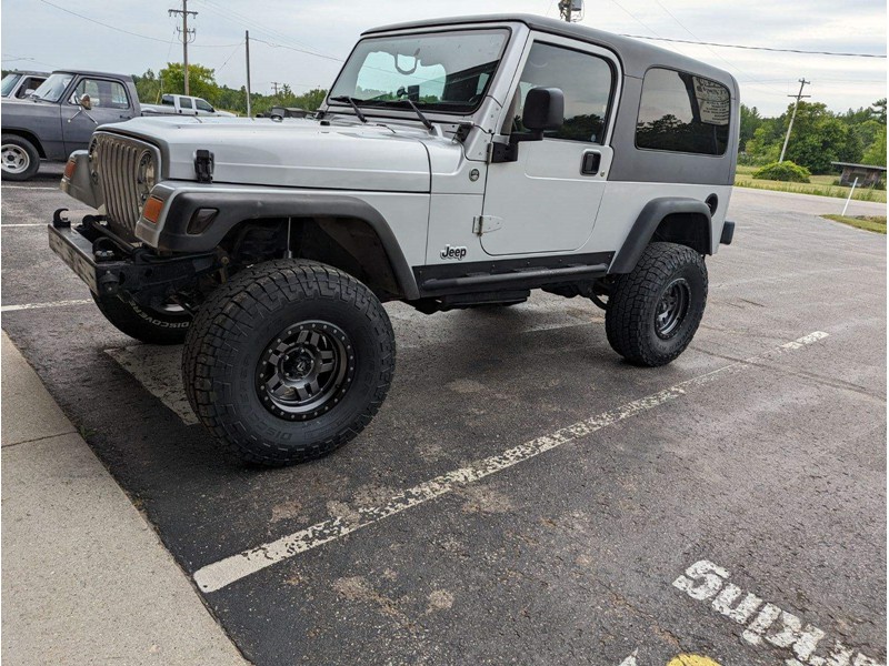 LJ Hard Top 2