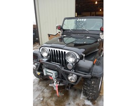 1983 Jeep CJ-7 Laredo V8 1