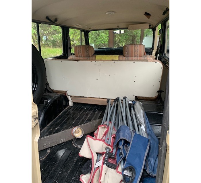 1982 Mitsubishi Jeep J37 Willys Wagon 1