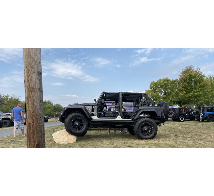 2013 Oscar Mike Unlimited Jeep 1