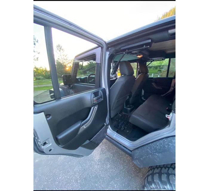 2017 Jeep Wrangler Unlimited Sport SUV 4Door 11