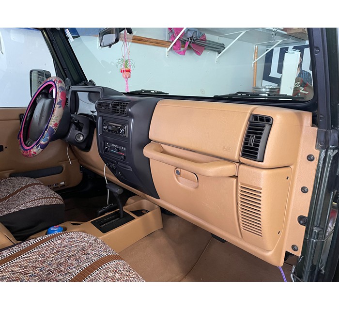 1998 Jeep Wrangler Sahara 5