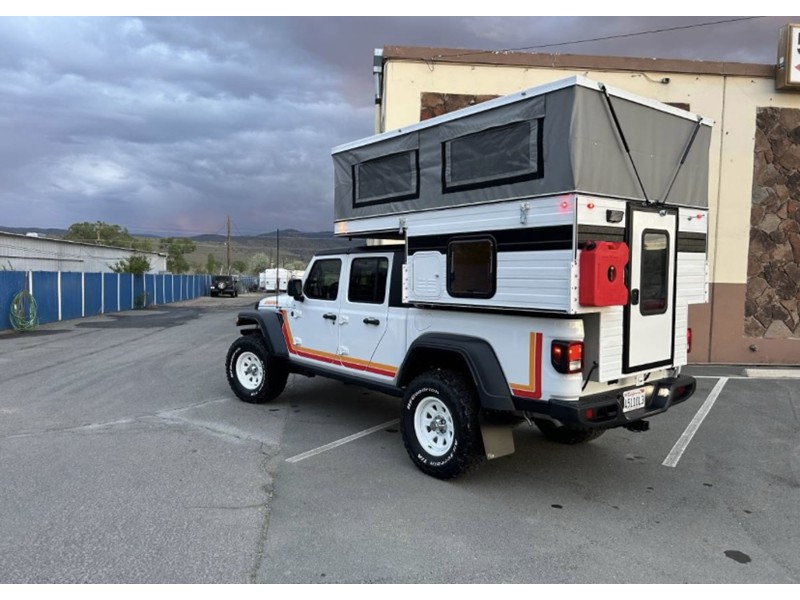 Custom Built Jeep Gladiator with Pop-Up Camper 2