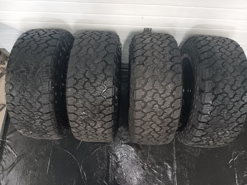 33 x 12.5 x 15 on Rough County wheels 3