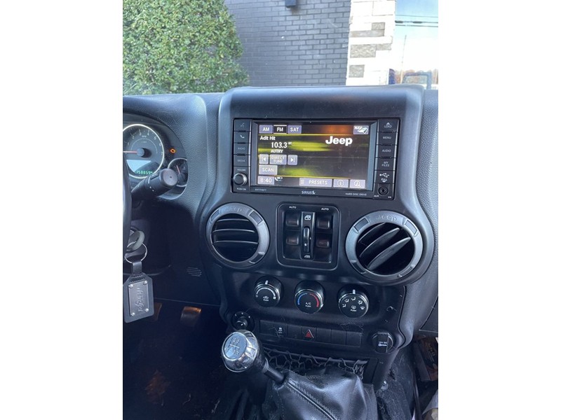 2017 Jeep Wrangler Unlimited Sport 2