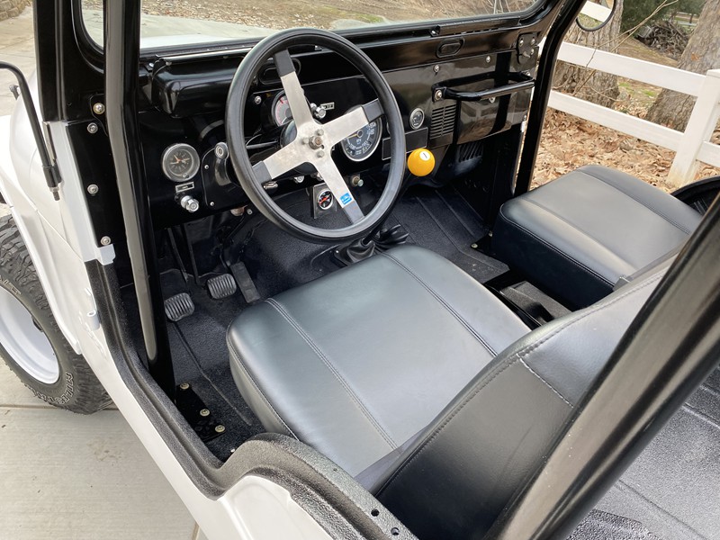 1969 Jeep CJ-5 AMC 304 V8 4x4 3