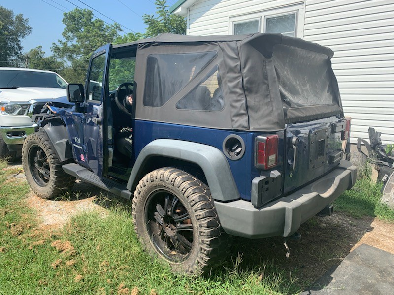 Wrecked 2009 Jeep Wrangler 2door 4x4 5