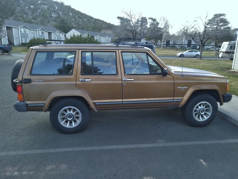 1985 Jeep Cherokee 2.8 V6 5-Speed 4