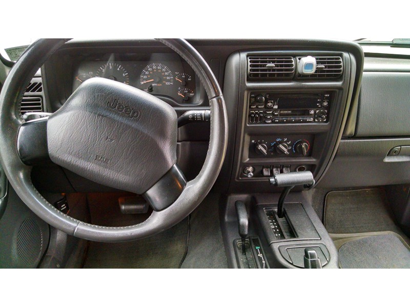 2001 Jeep Cherokee 6