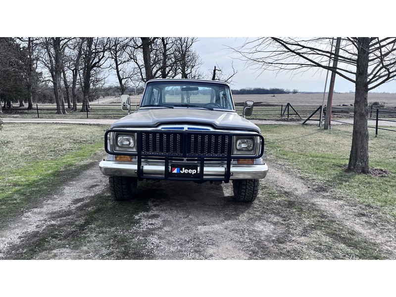 1982 Jeep Cherokee 2