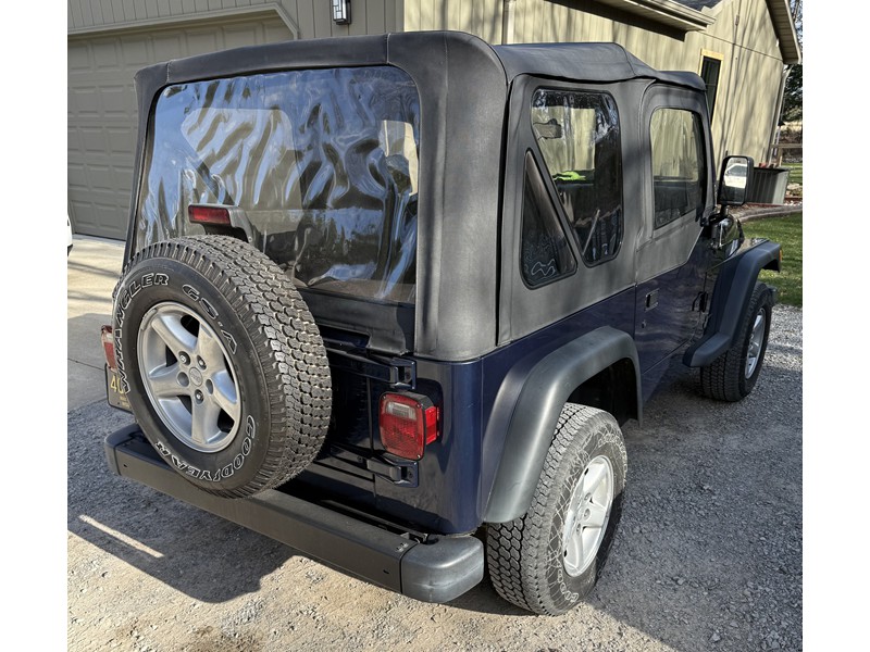 2002 Jeep Wrangler 3