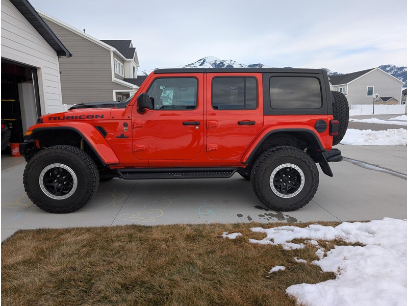 2020 Jeep Wrangler Rubicon Unlimited - Factory AEV Build