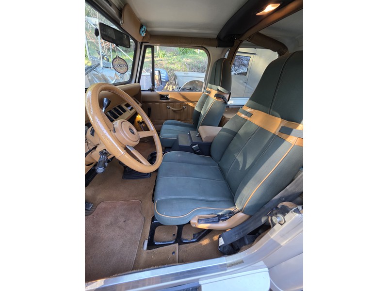 1995 Wrangler Sahara 4