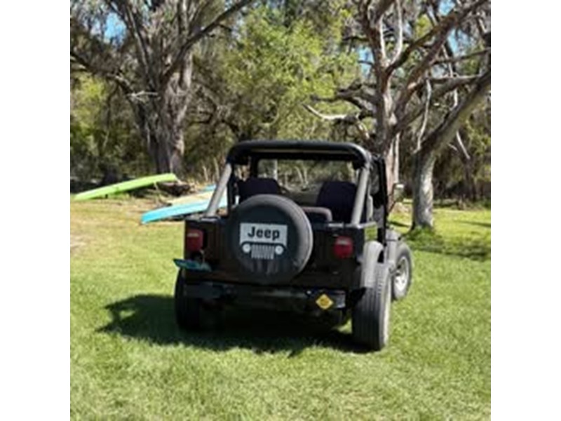 1989 Jeep Wrangler YJ 8