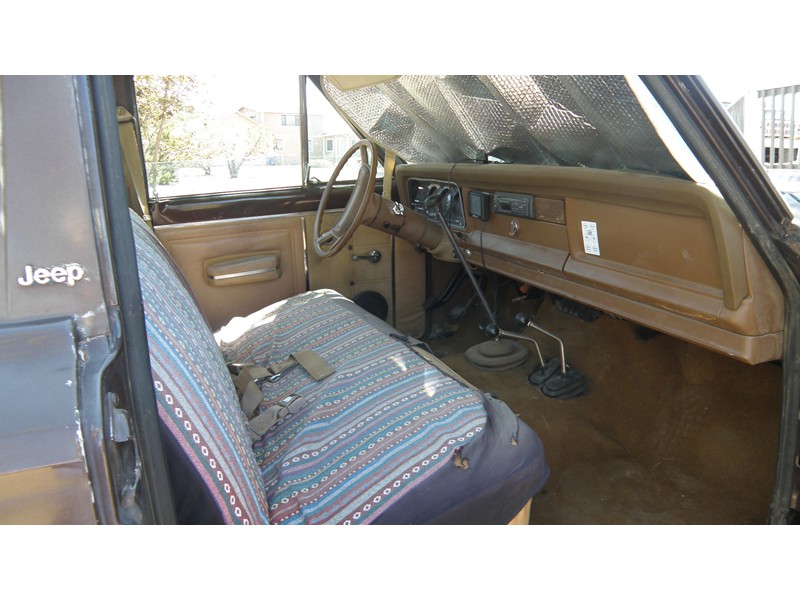 1979 Jeep J20 with rebuilt 401 and T19 Manual Transmission 8