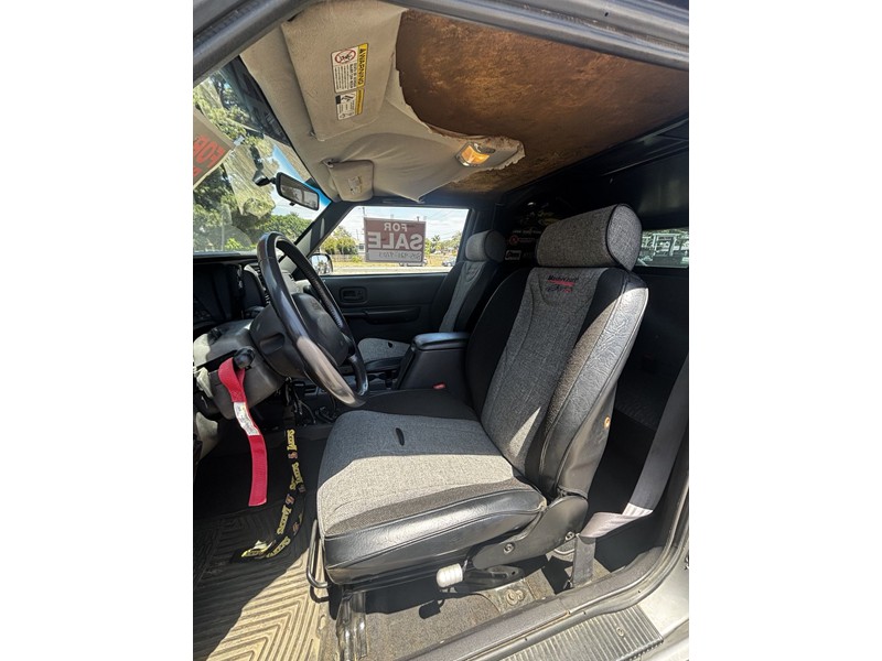 2000 Jeep XJ Cherokee 4