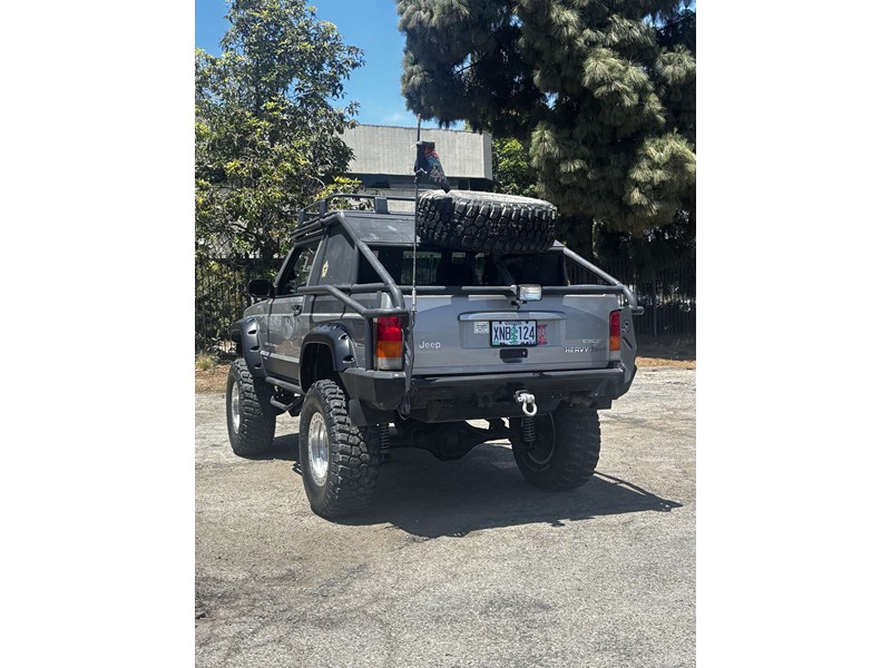 2000 Jeep XJ Cherokee 7